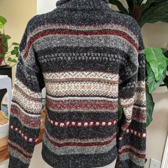 St. John's Bay Authentic Women's Sweater Size Sm - Picture 3 of 8